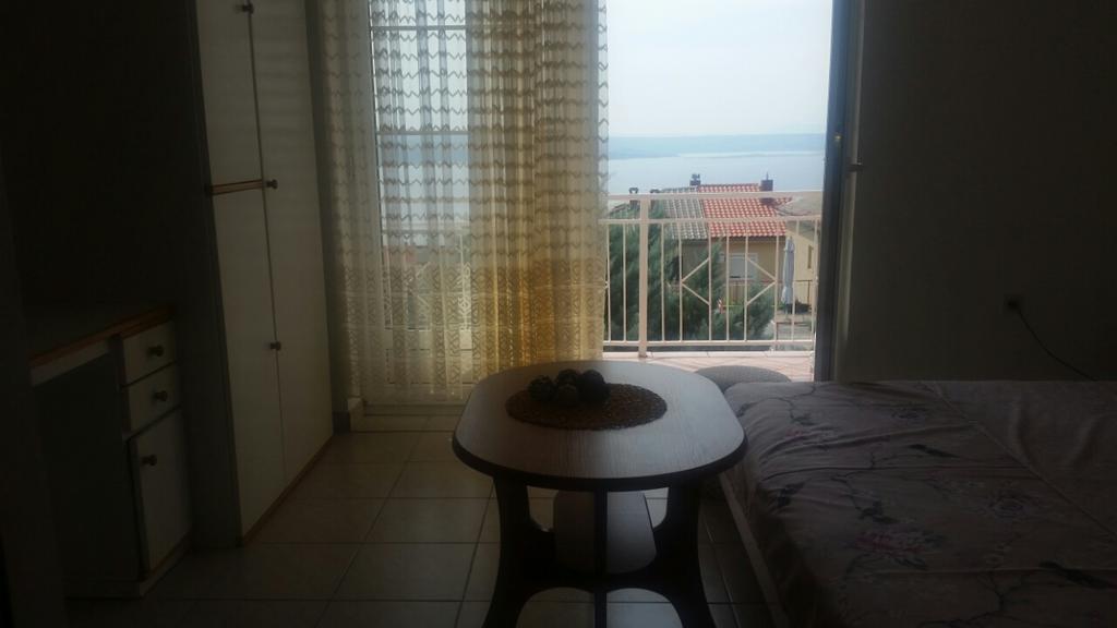 Apartmani Royal Zganec Crikvenica Exterior foto