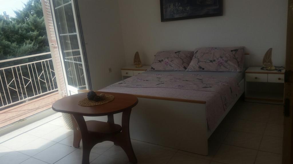 Apartmani Royal Zganec Crikvenica Exterior foto