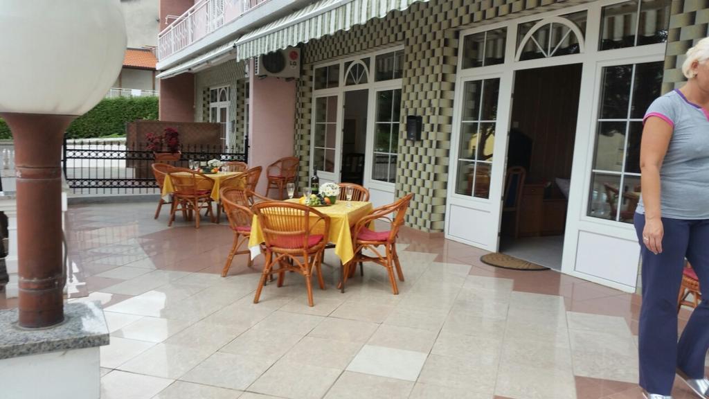Apartmani Royal Zganec Crikvenica Exterior foto